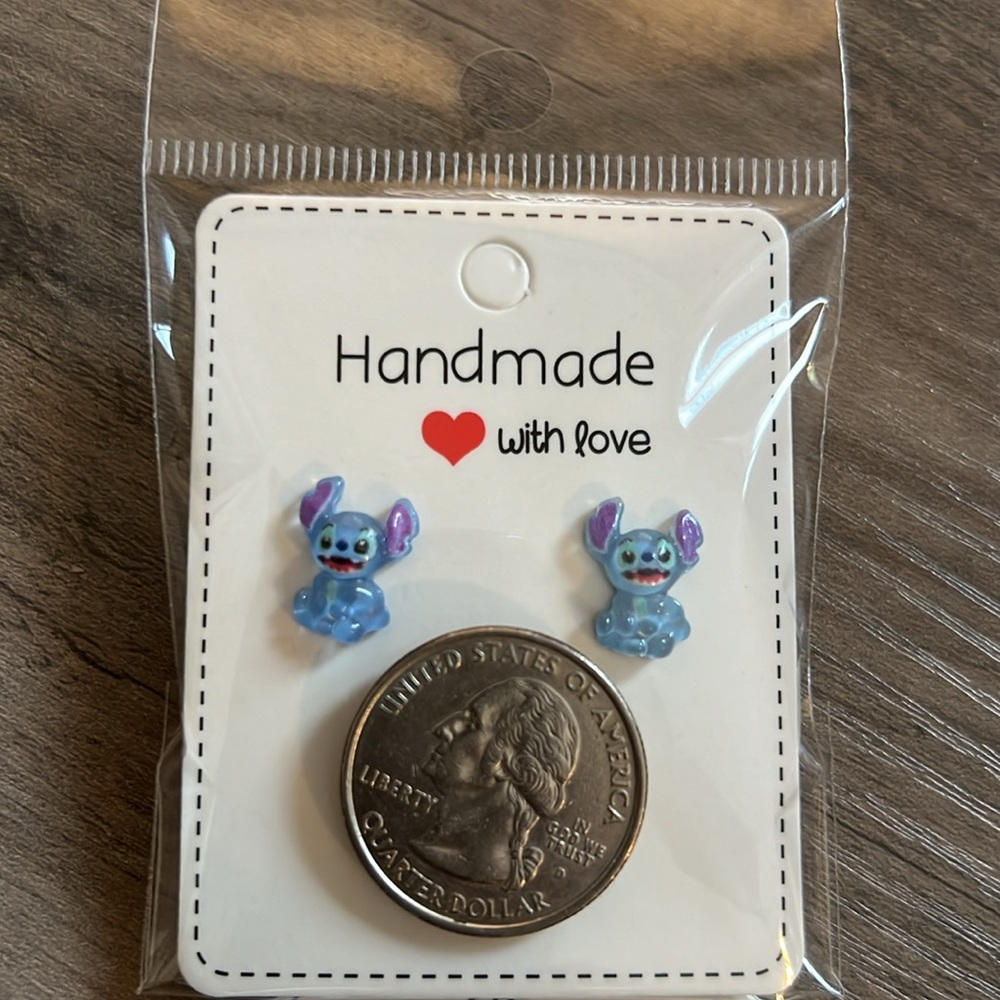 Handmade Stitch earrings - Picture 5 of 5